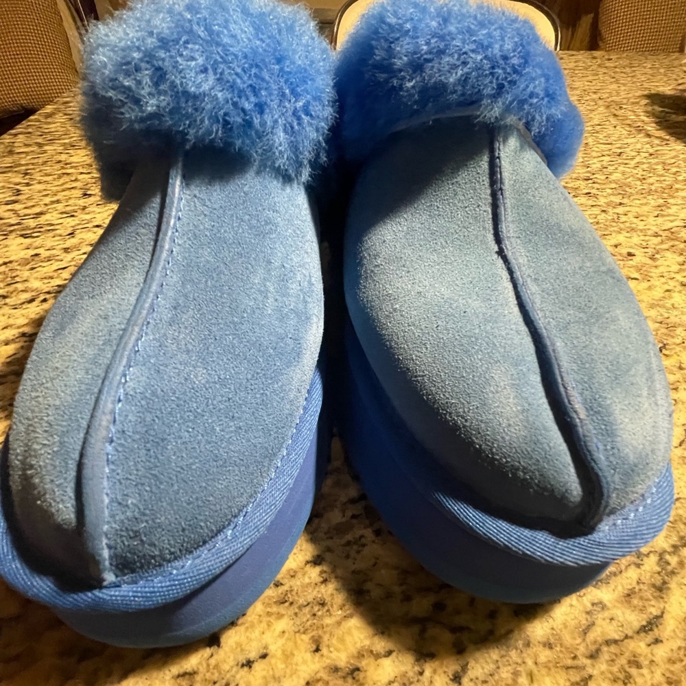 UGG Vibrant Blue Fluffy Slippers